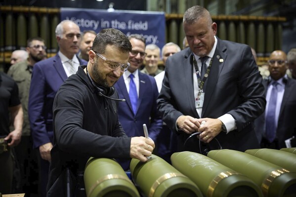 Zelenskyy to unveil 'victory plan' to Ukrainian lawmakers after presenting  it to Western allies | AP News