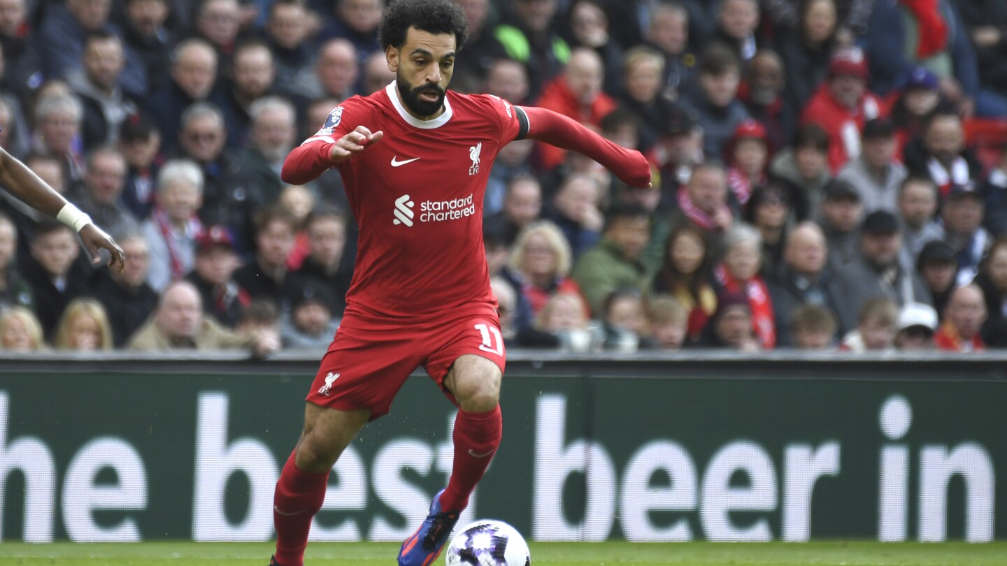 Salah renvoie Liverpool, en quête de titre, à une victoire 2-1 contre Brighton, en tête du classement