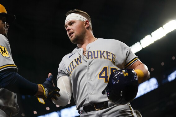 Luke Voit operating first base for Brewers on Friday night