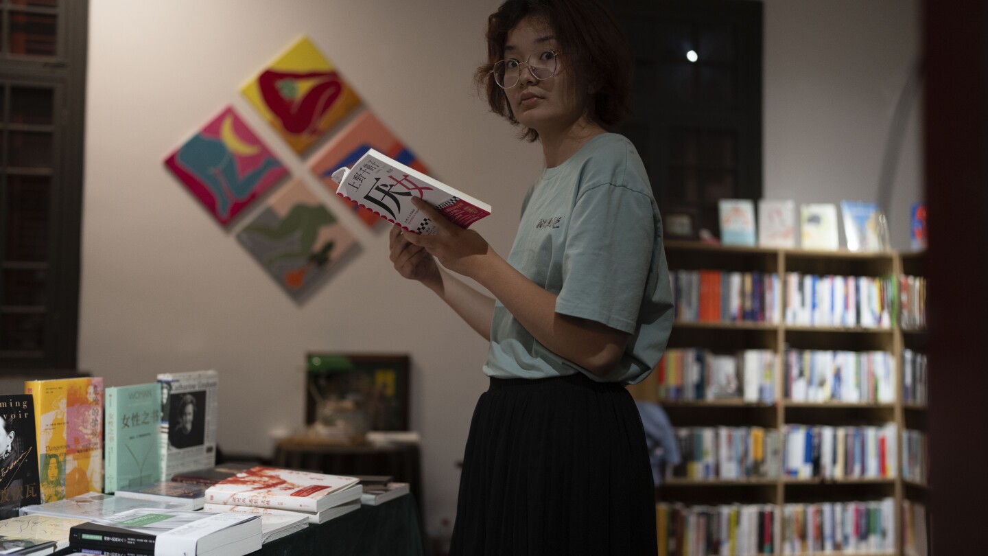 Alors que la Chine censure le féminisme local, une chercheuse féministe japonaise figure sur sa liste de best-sellers