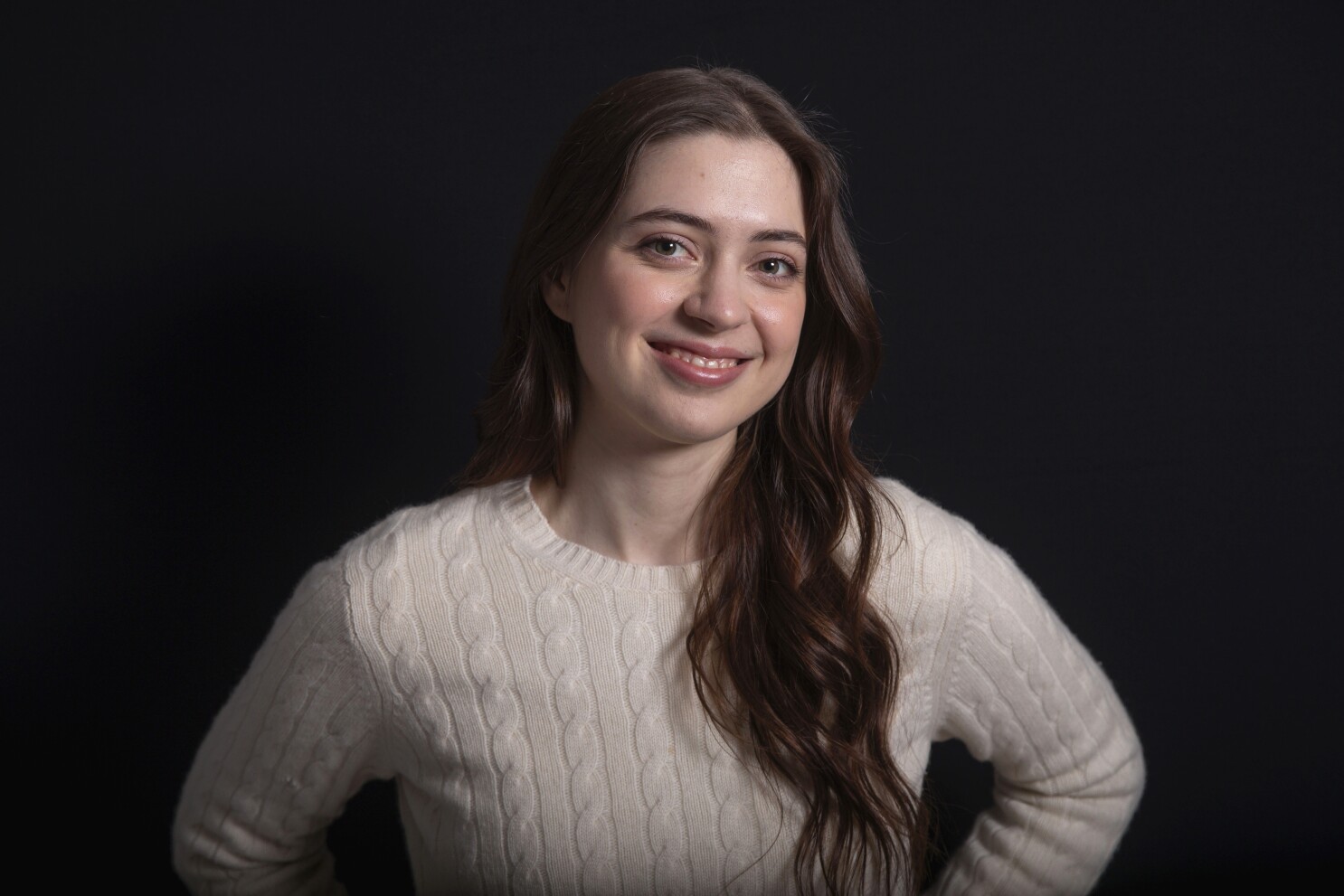 Singer-songwriter Lizzy McAlpine makes her Broadway debut