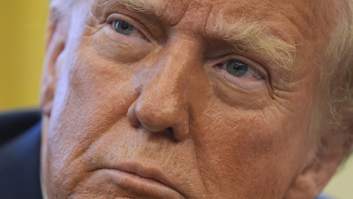 Trump says he’ll place tariffs on Canada, Mexico and China on Saturday