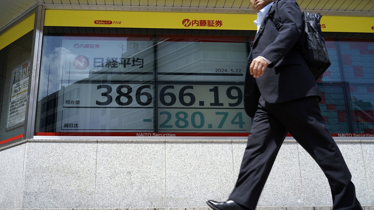 Фондов пазар днес: Азиатските акции се понижиха, след като Уолстрийт постави нови рекорди