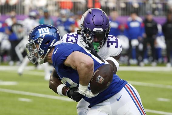 Giants Put Comeback Just Out of Vikings' Reach - The New York Times