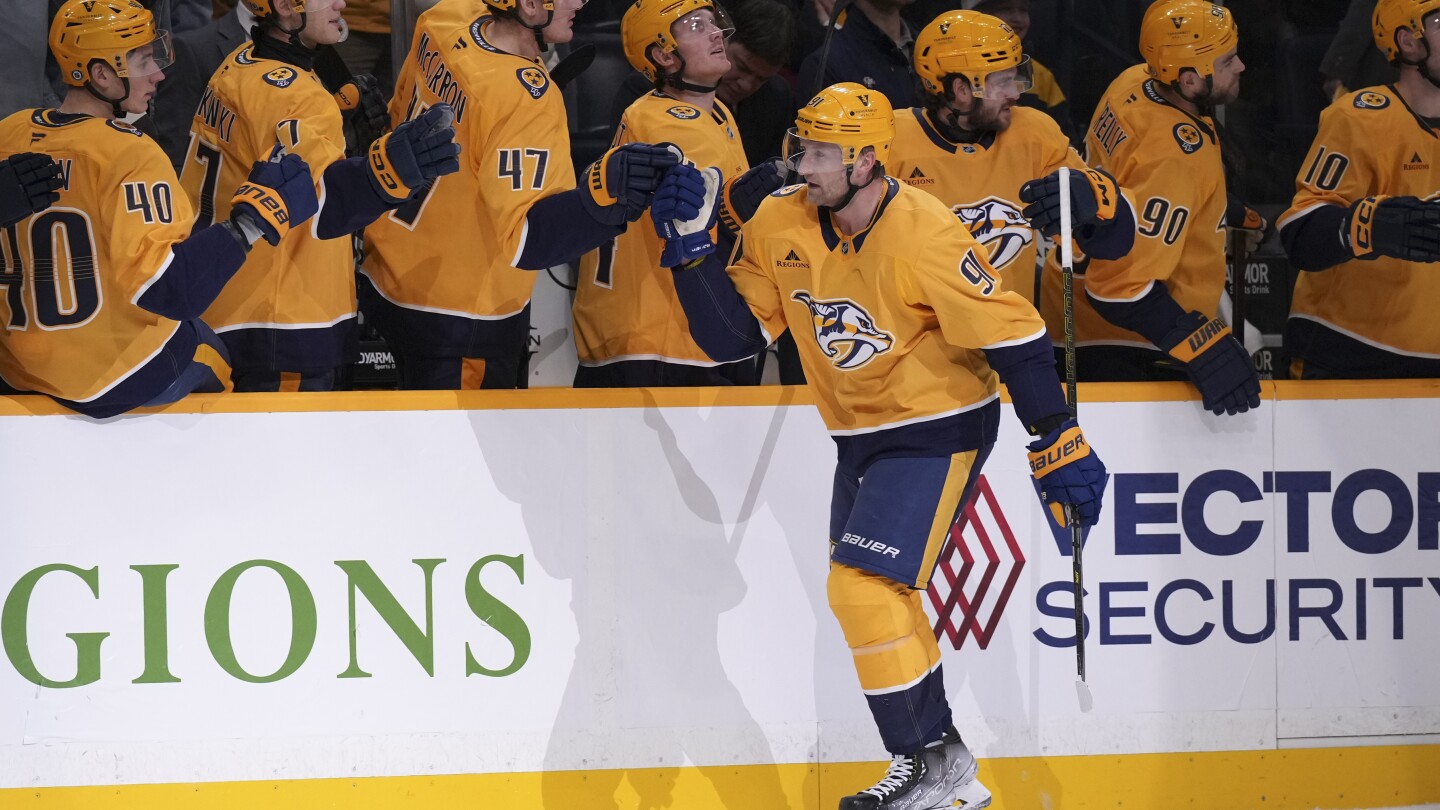Predators Edge Golden Knights 5-3 at Bridgestone Arena