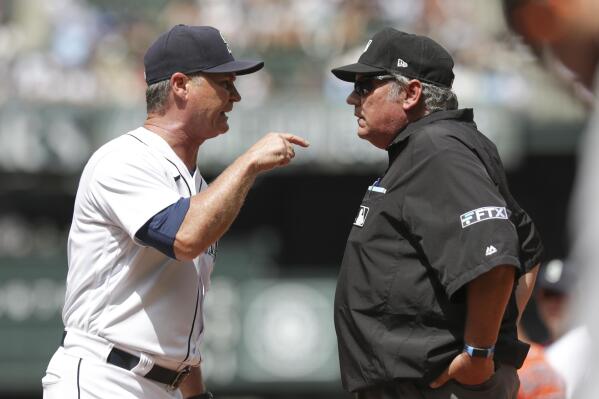 Scott Servais gets ejected, 07/28/2021