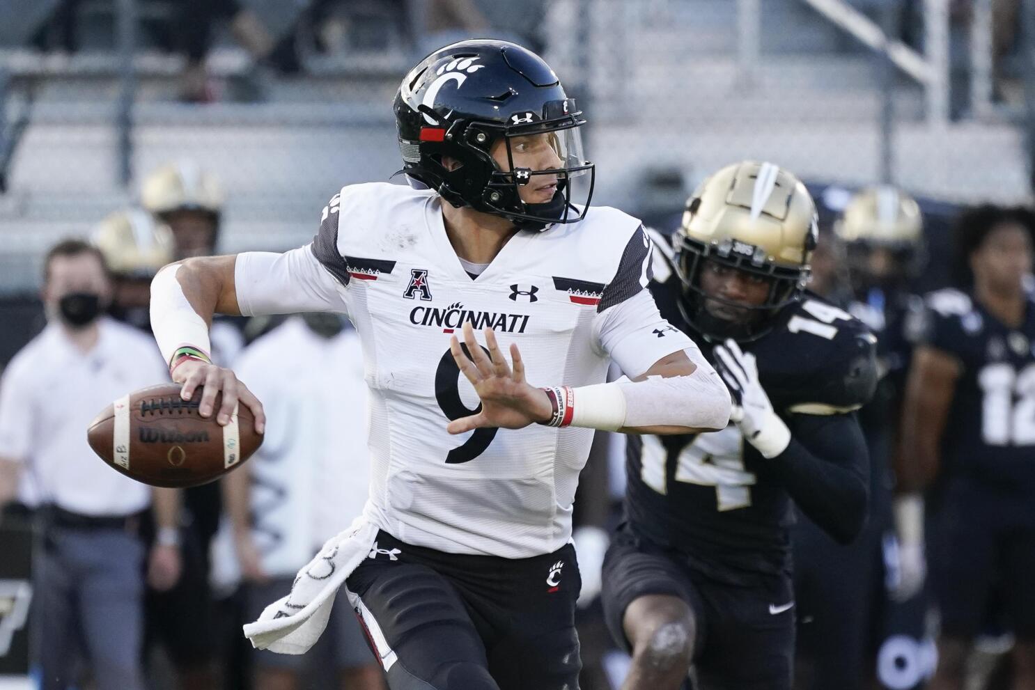 Cincy QB Desmond Ridder Talking A Big Game Ahead Of Trip To Notre