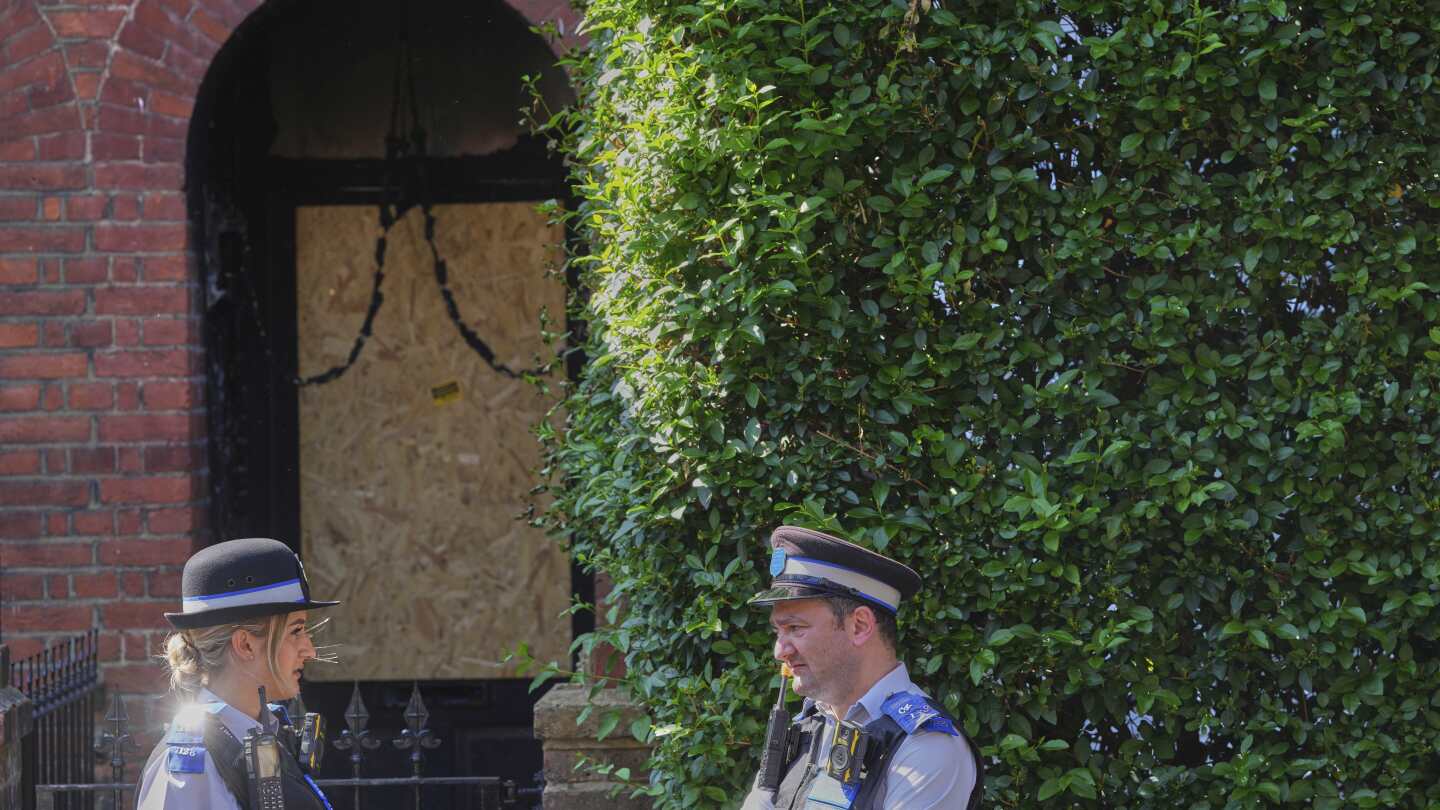 A man has been arrested over a fire at UK Prime Minister Keir Starmer's private house