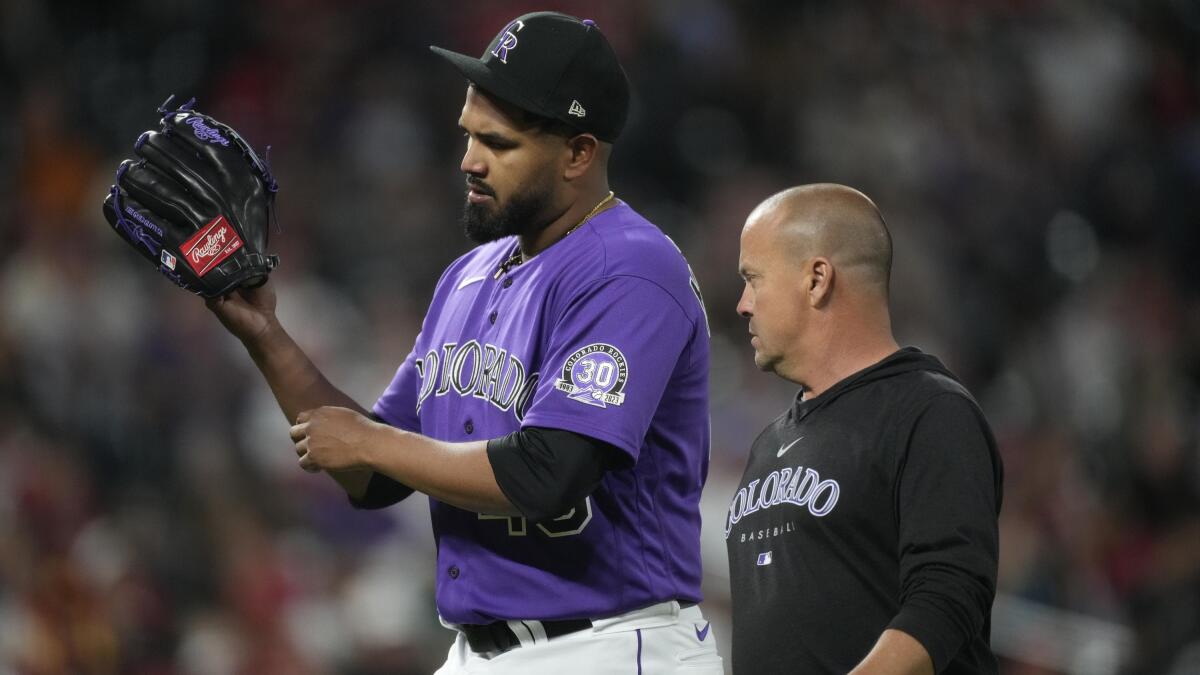 Rockies RHP Márquez goes on IL with forearm inflammation