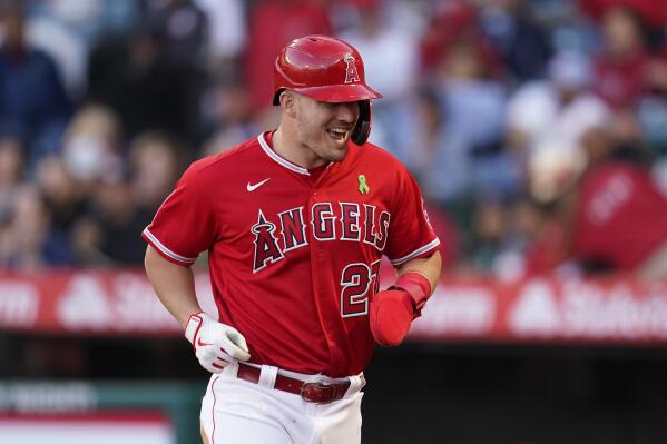 At 20 Years Old, the Angels' Mike Trout Is Beginning to Reach