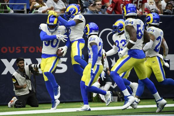 Stafford has 3 TD passes as Rams roll past Texans 38-22