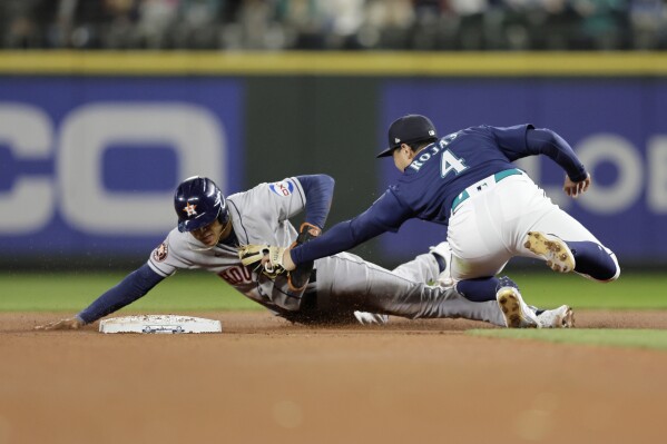 George Kirby throws a gem as Mariners beat Astros