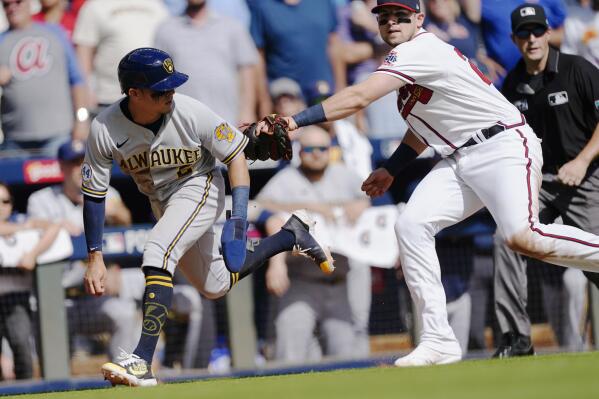 Joc Pederson wore a one-of-a-kind necklace to the plate