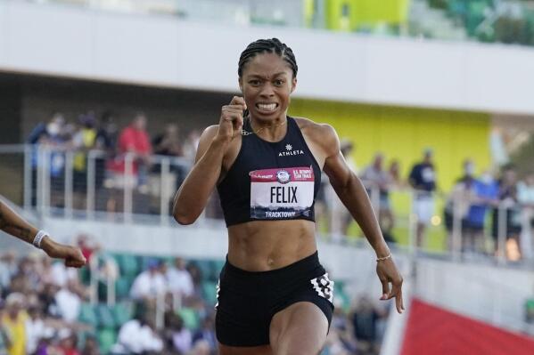 Allyson Felix advances to 400 meter final, fastest run as a mom - Sports  Illustrated