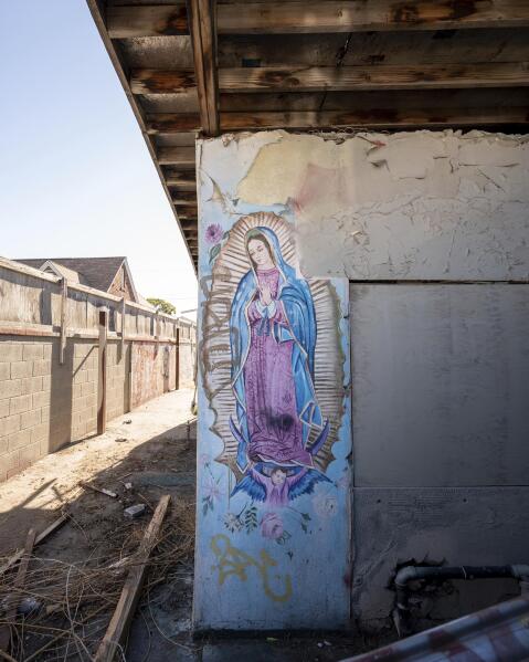 Virgen de Guadalupe medio cuerpo cuadro pequeño para mesa - Arte