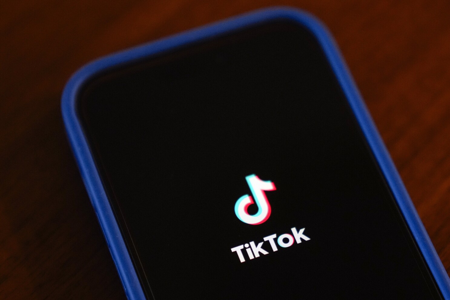 Trump will sign an order extending deadline for TikTok's Chinese owner to sell app