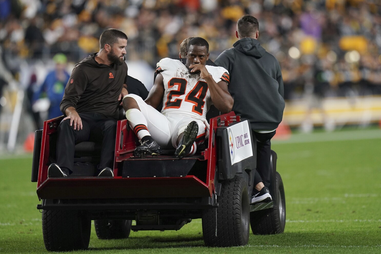 Nick Chubb's injury underscores running backs' pleas for bigger contracts  and teams' fears