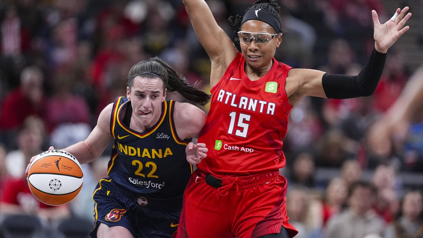 Кейтлин Кларк казва, че е направила видео от реакцията си на победата на Pacers за завръщането на Knicks 