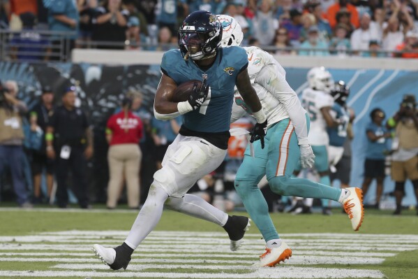 Around The NFL on X: Jaguars coach Doug Pederson: RB Travis Etienne (foot)  full-go for OTAs   / X