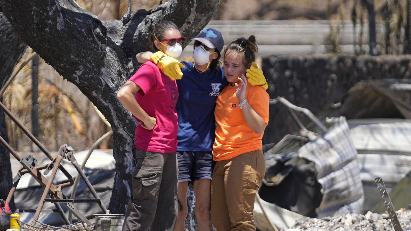 New fire prompts evacuation as survivors of Maui's wildfires return after death toll rises to 67