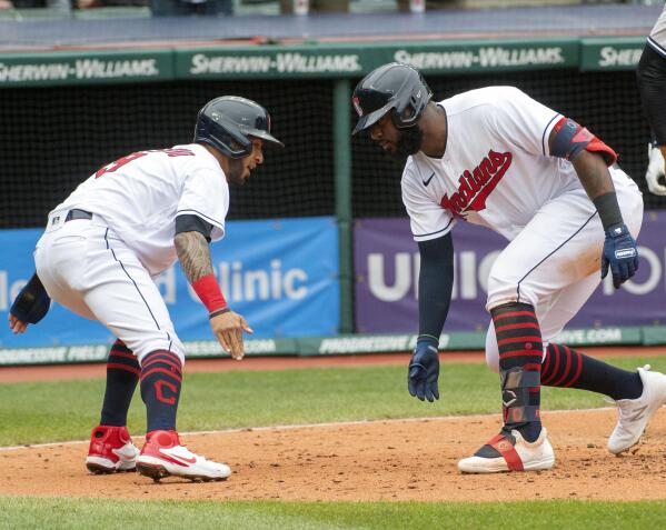 Reyes hits three-run homer, Indians beat Yankees 7-3