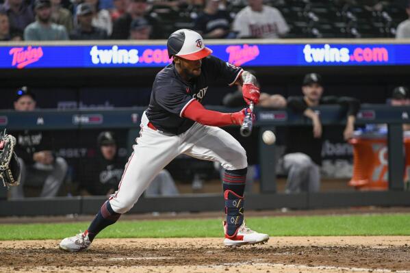 Twins beat Red Sox 4-3