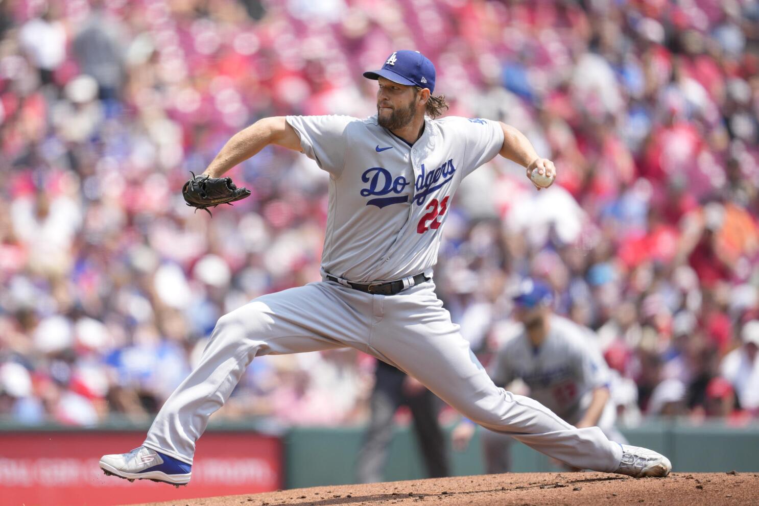 Kershaw pulled after 7 with perfect game; Dodgers top Twins - NBC