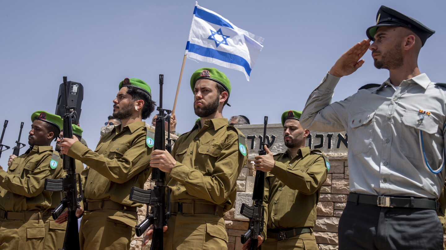 Друг бивш служител на Държавния департамент твърди, че израелските военни получават „специално отношение“ при злоупотреби