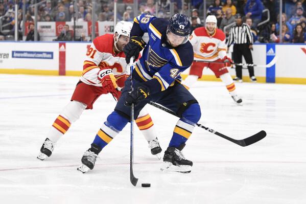 Flames' Walker Duehr 1st player from South Dakota to score in NHL