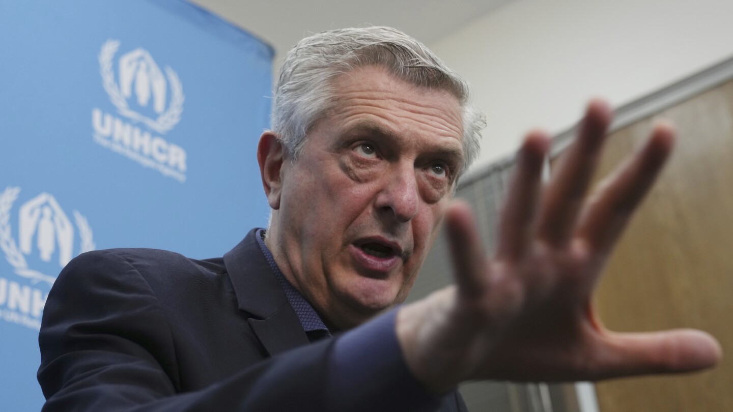 Шефът на ООН за бежанците предупреждава Европа за нов приток на судански мигранти, ако конфликтът в Судан продължи
