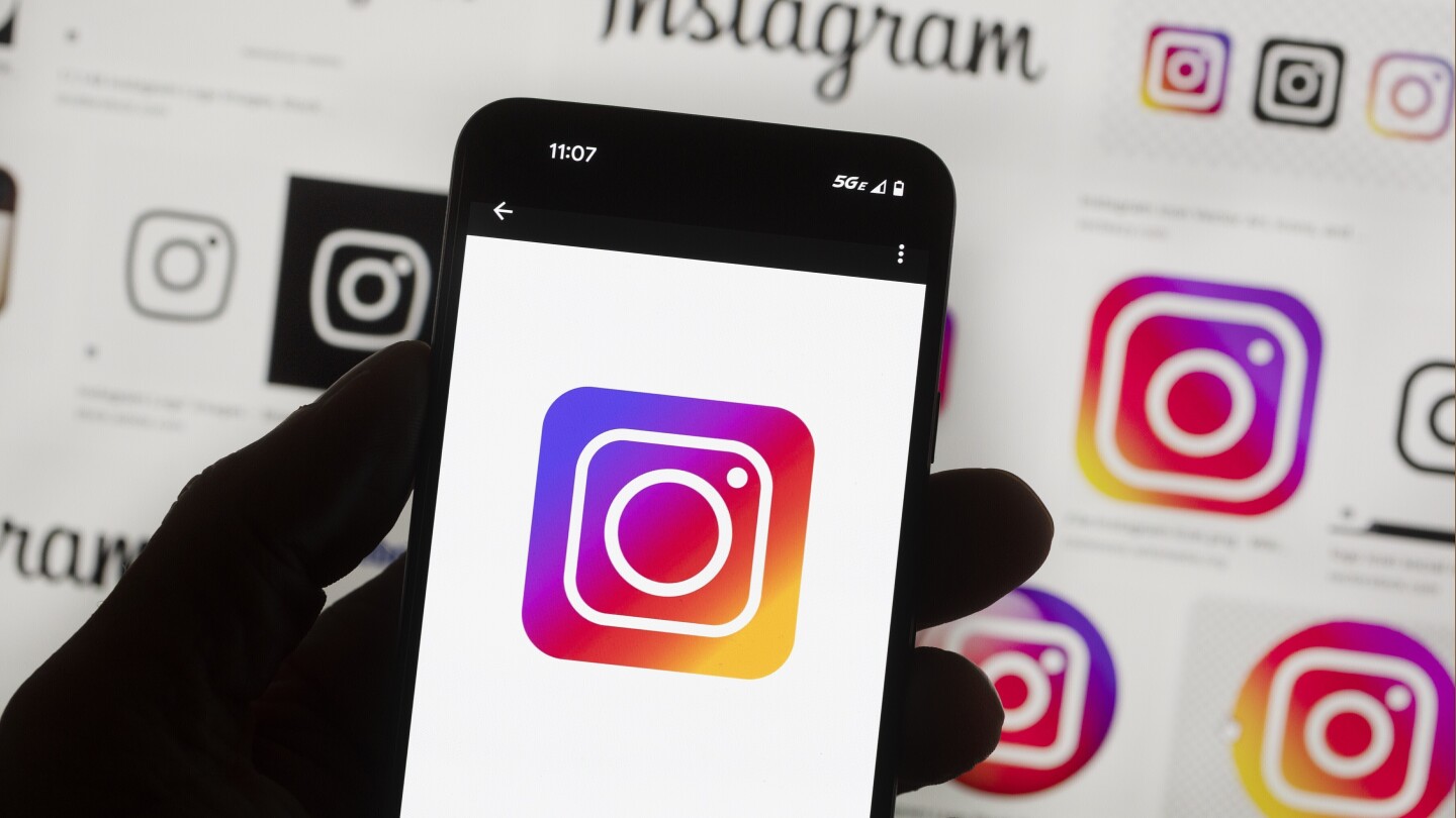 ЛОНДОН (AP) — Instagram каза, че внедрява нови нови инструменти