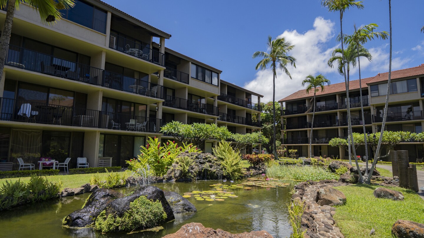 Maui Plans Phase-Out of Vacation Rentals, Risks Economic Impact