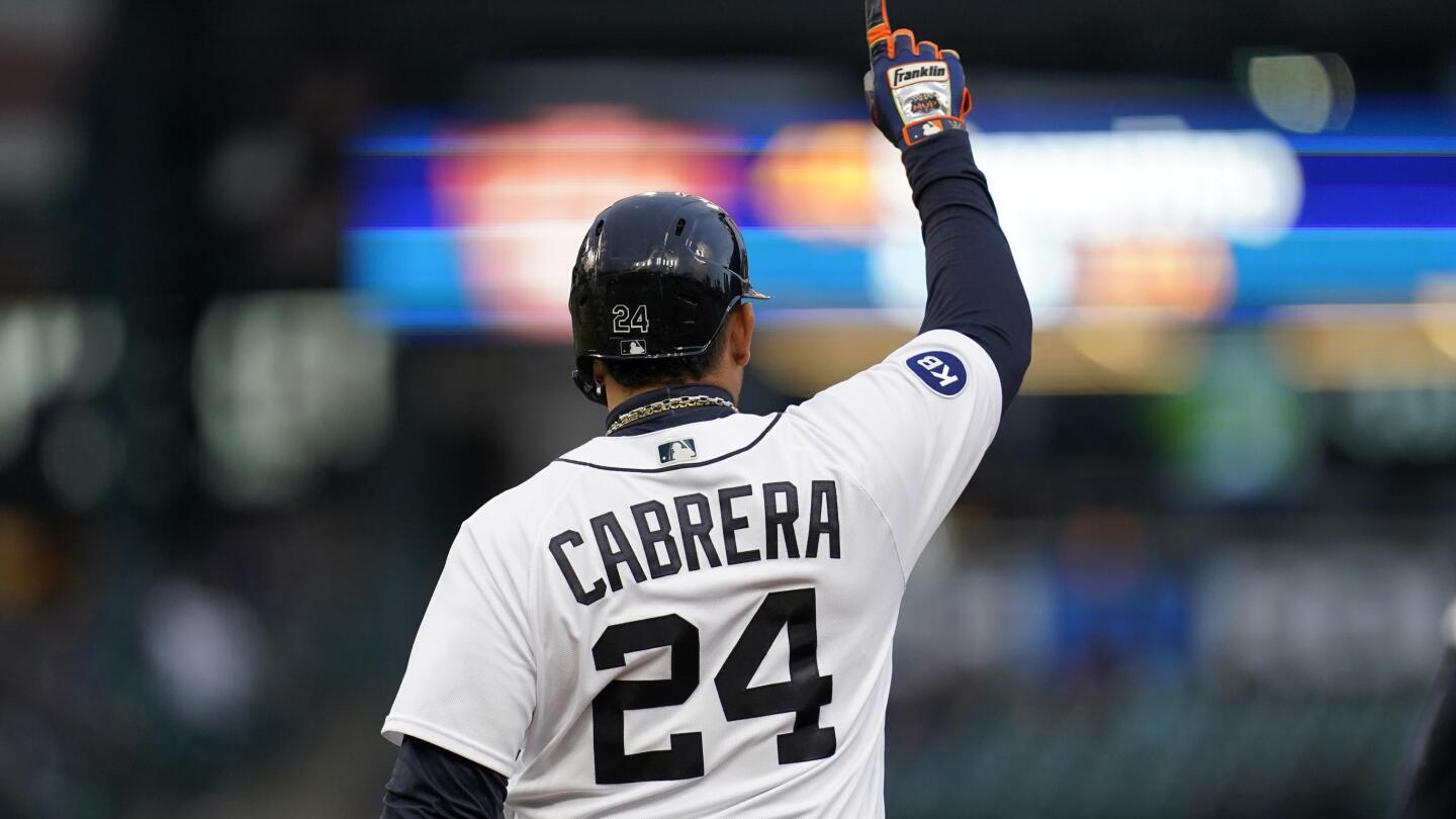 Cabrera Remains One Hit Away From Baseball's 3,000 Club