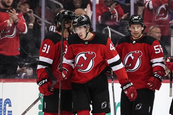 TSN on X: The New Jersey Devils have acquired forward Curtis
