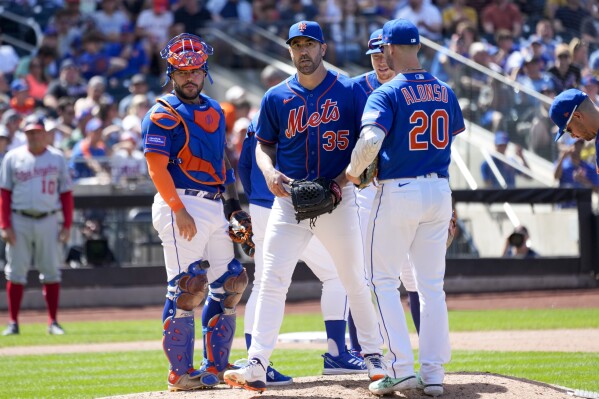 Report: Mets reach 2-year deal with Justin Verlander, reigning AL Cy Young  winner, days after losing Jacob deGrom