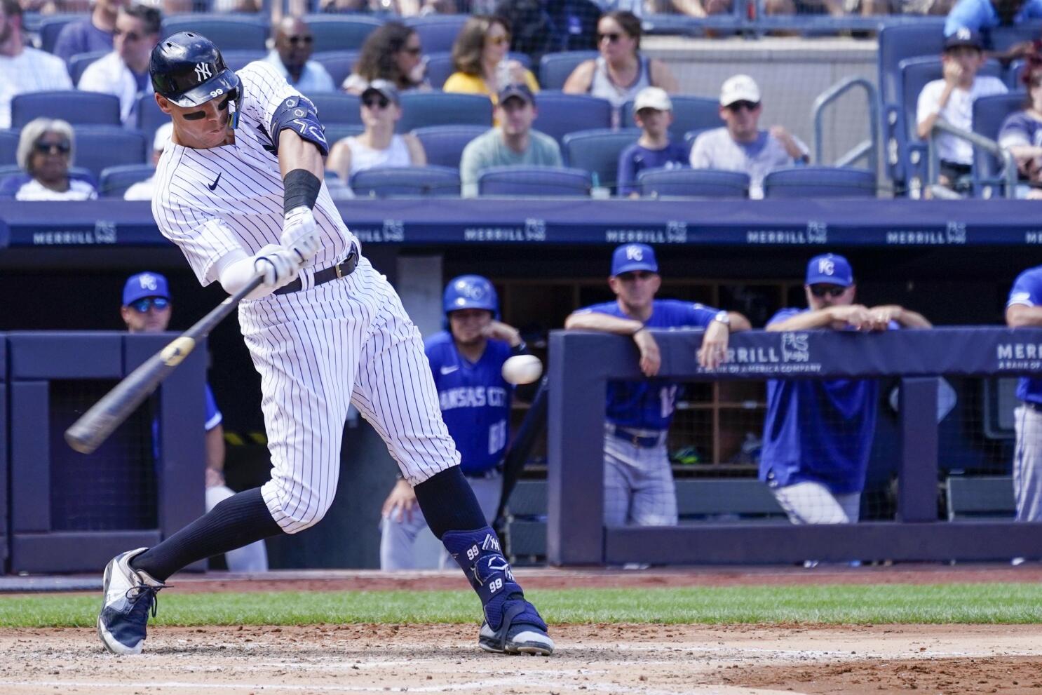 Yankees' Aaron Judge doubles twice in spring ga
