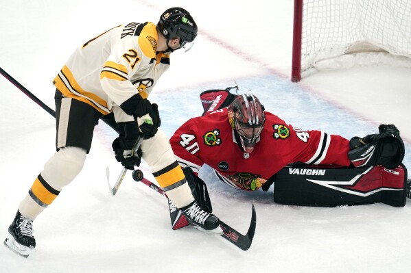 Hawks, Bruins set for NHL playoffs