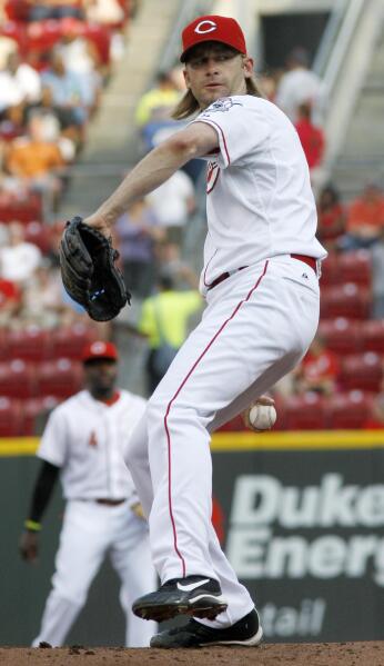 Bronson Arroyo gets chance with Reds to try to pitch