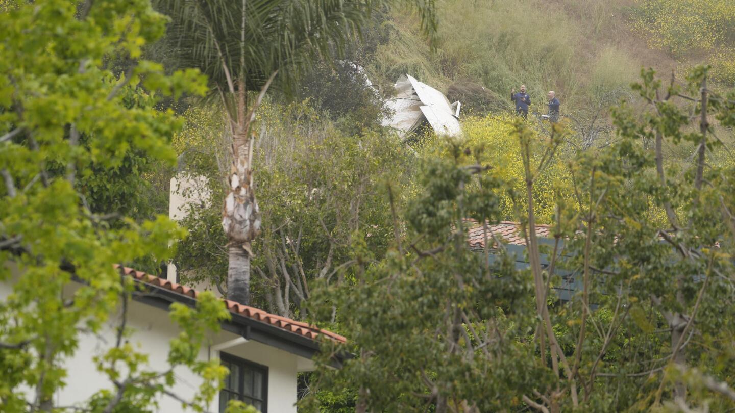 3 killed in Southern California small plane crash AP News