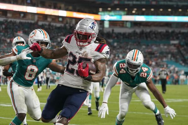 Patriots vs. Dolphins final score: New England loses 33-24 to finish with  10-7 record - Pats Pulpit