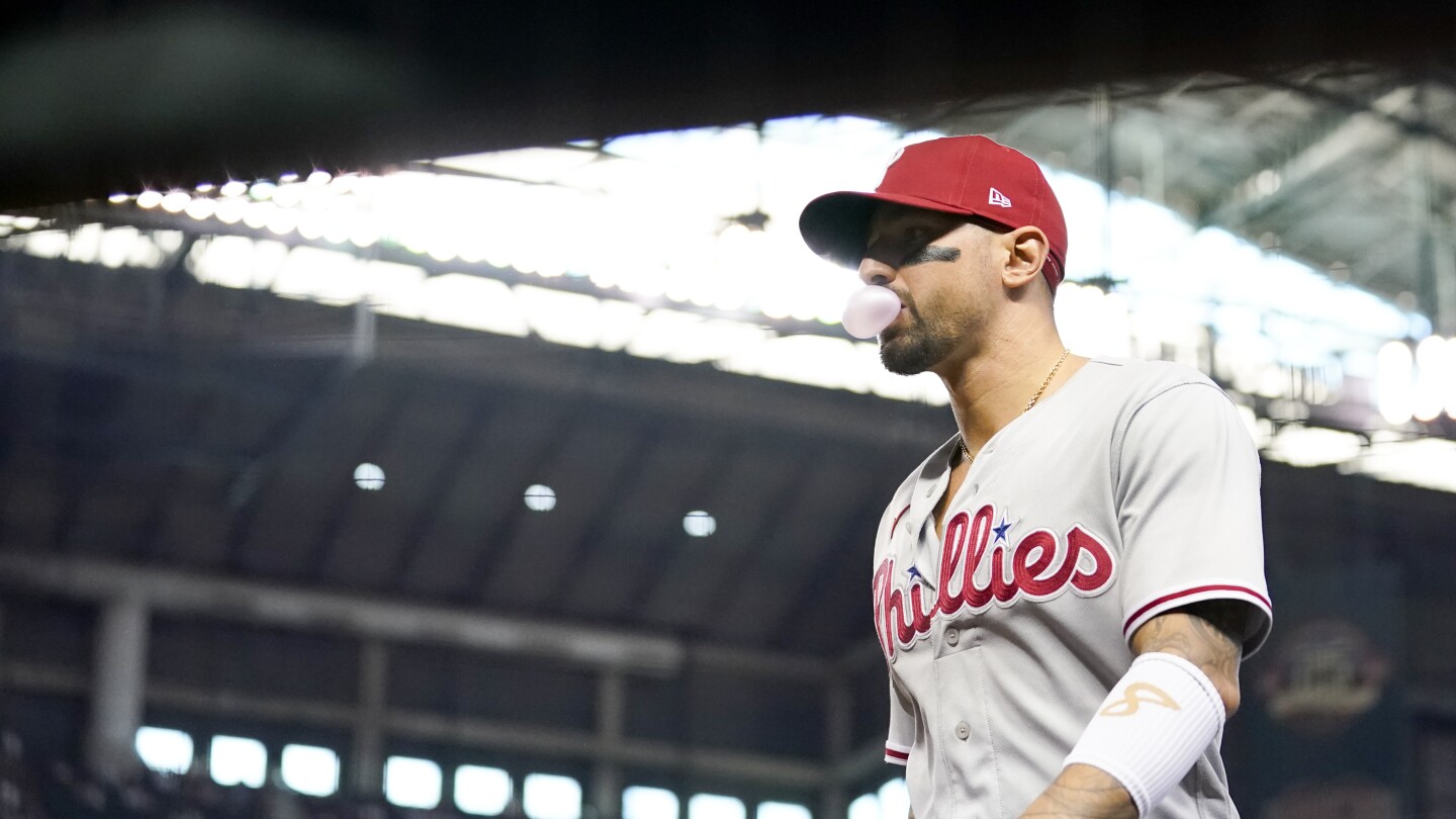 Climate controlled: Chase Field's roof closed for Game 4 of NLCS