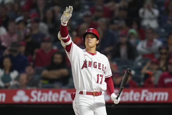 Mike Trout homers are back! His first HR of 2022 goes 445 feet