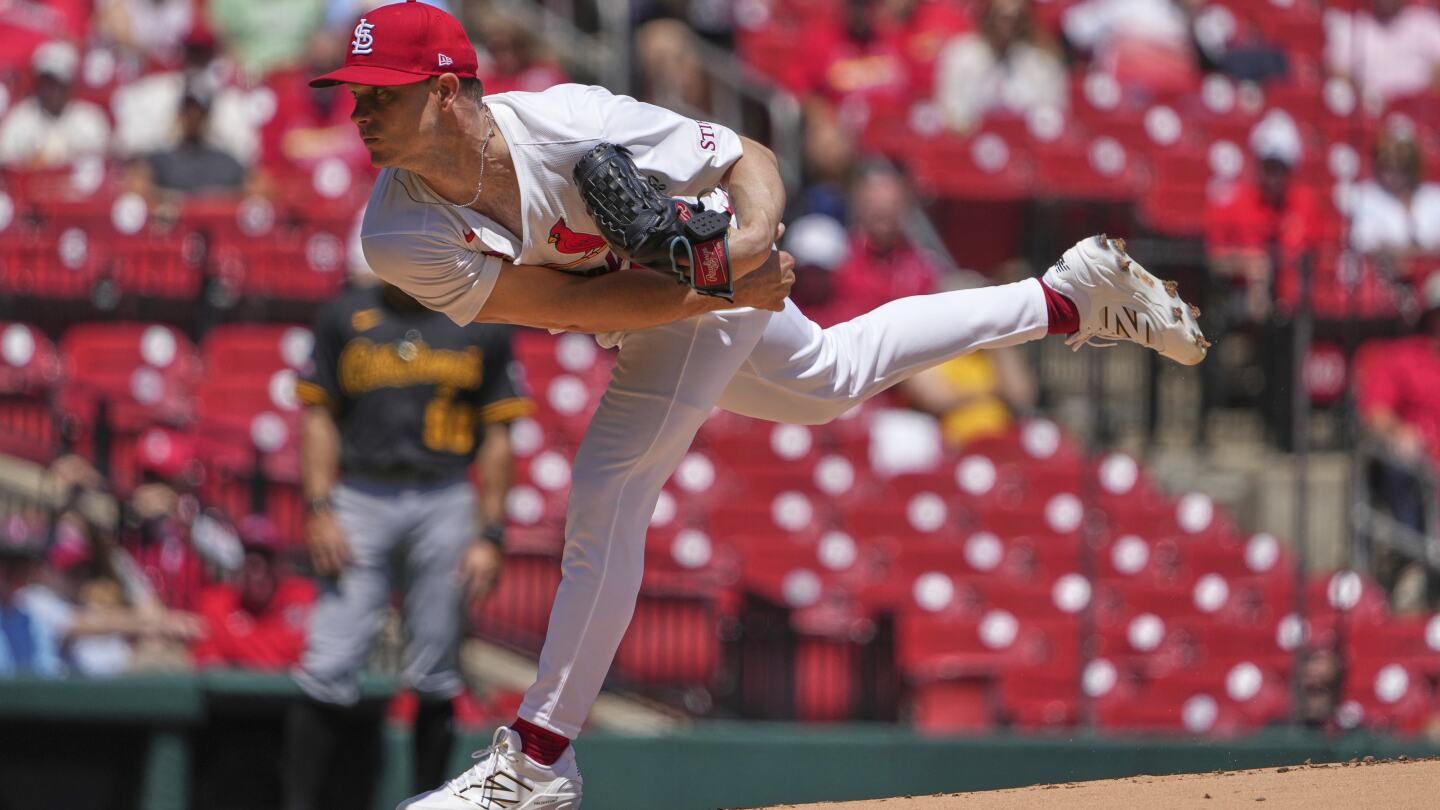 Cardinals Complete Sweep of Pirates, Improve to 19-19
