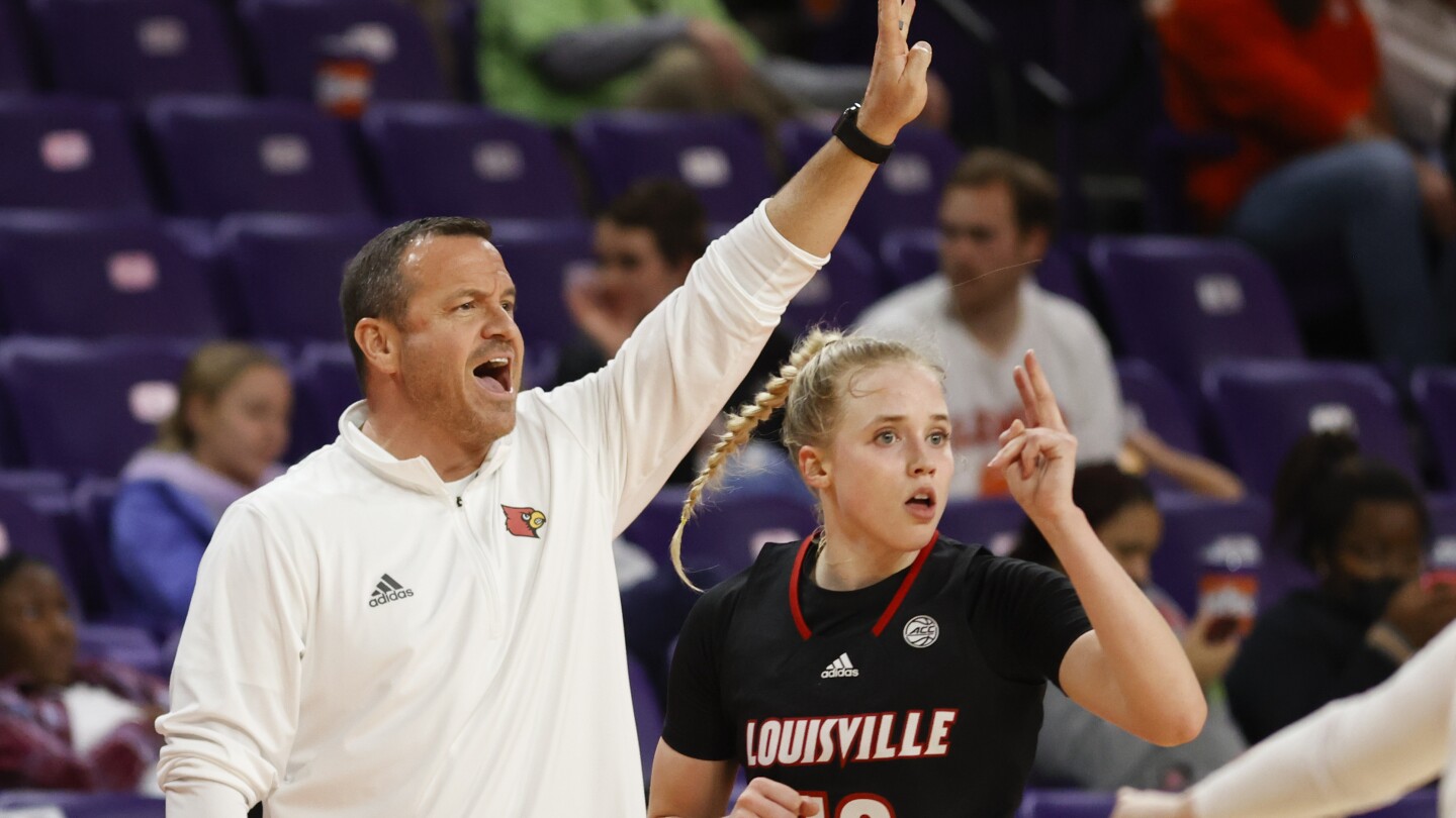 TCU's Hailey Van Lith Faces Former Team Louisville in NCAA Tournament