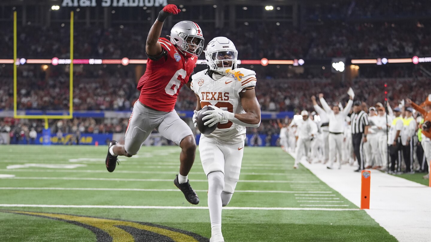 Texas Longhorns Players Declare for NFL Draft