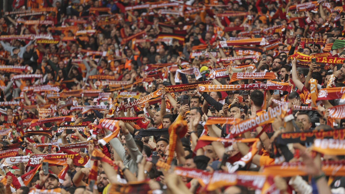 Galatasaray wins Turkish soccer league, edges city rival Fenerbahce on final day