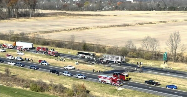 Bus involved in deadly Ohio crash had emergency exit-related violations:  Inspection report - ABC News