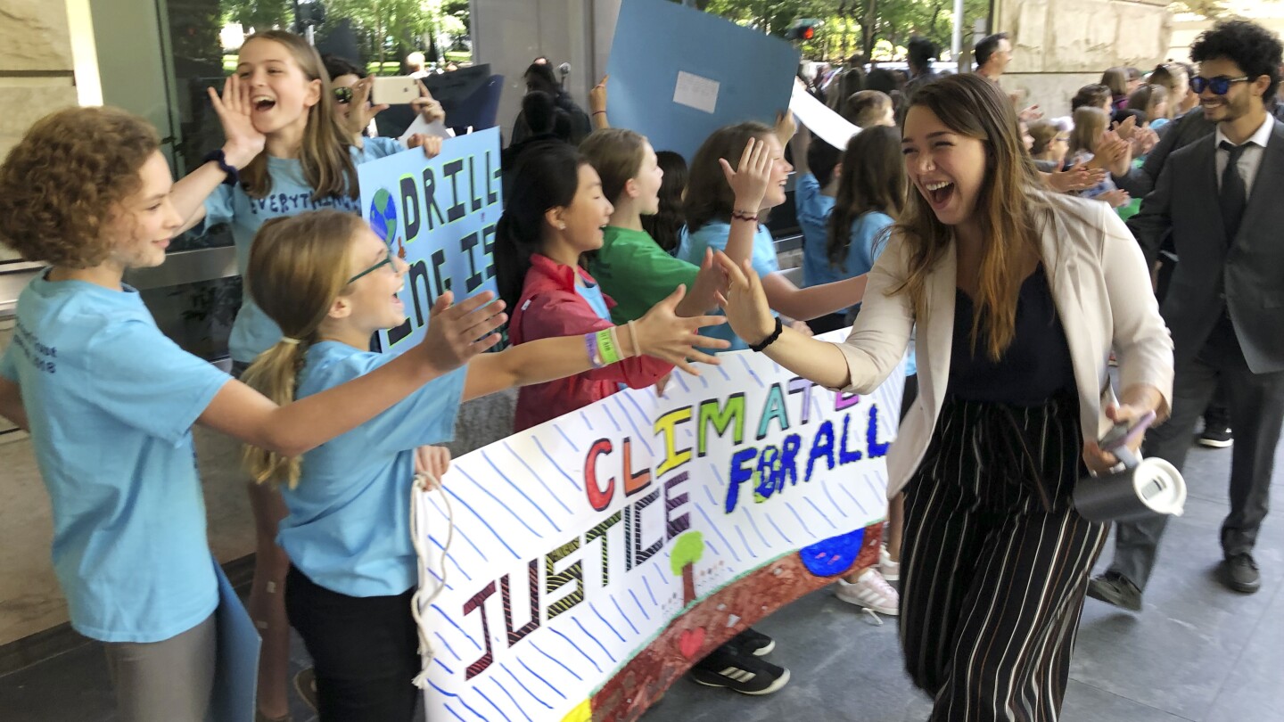 Апелативният съд отхвърли съдебния иск срещу изменението на климата на млади активисти от Орегон срещу правителството на САЩ