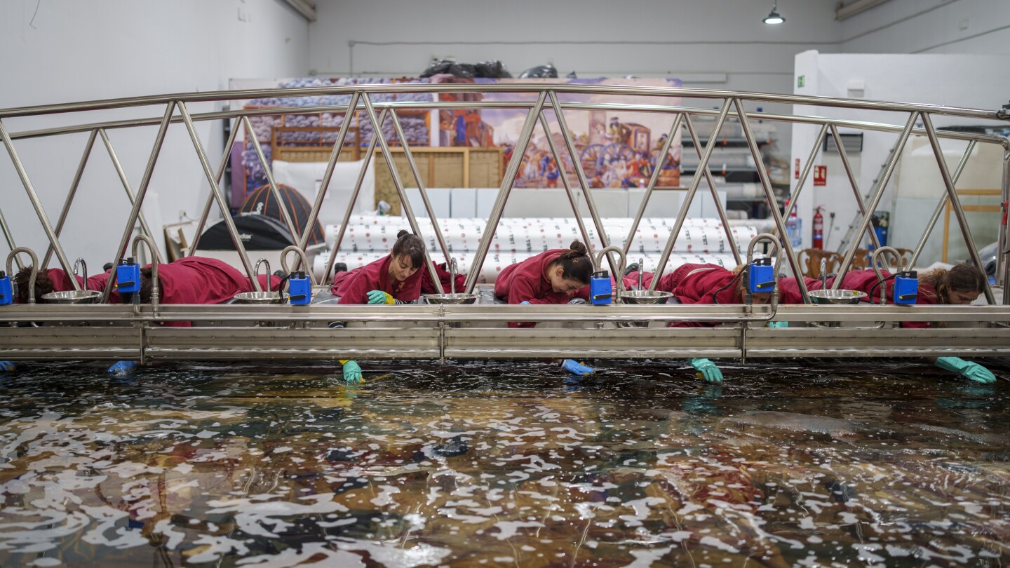 AP PHOTOS: Spanish tapestry factory, once home to Goya, is still weaving 300 years after it opened