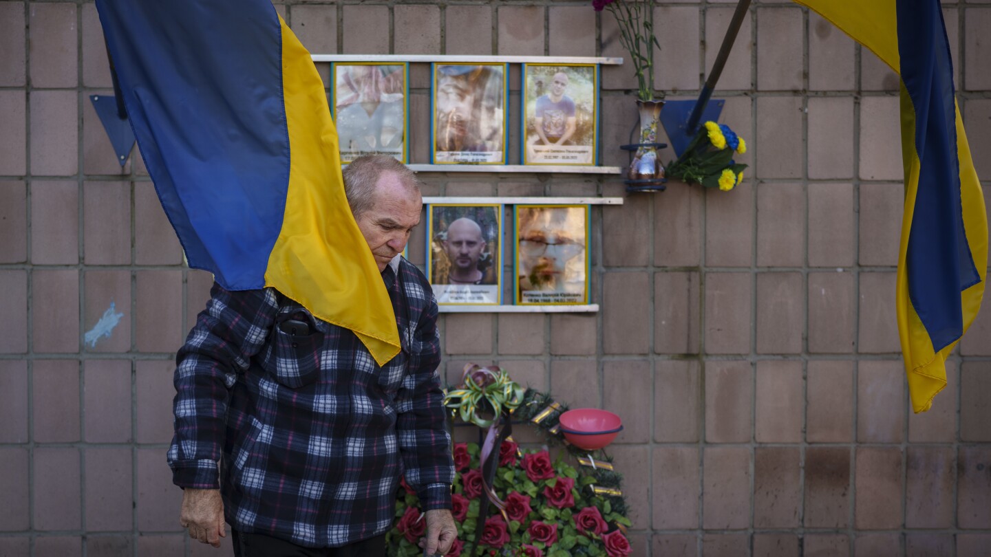 БУЧА, Украйна (АП) — Дни след като руските сили се